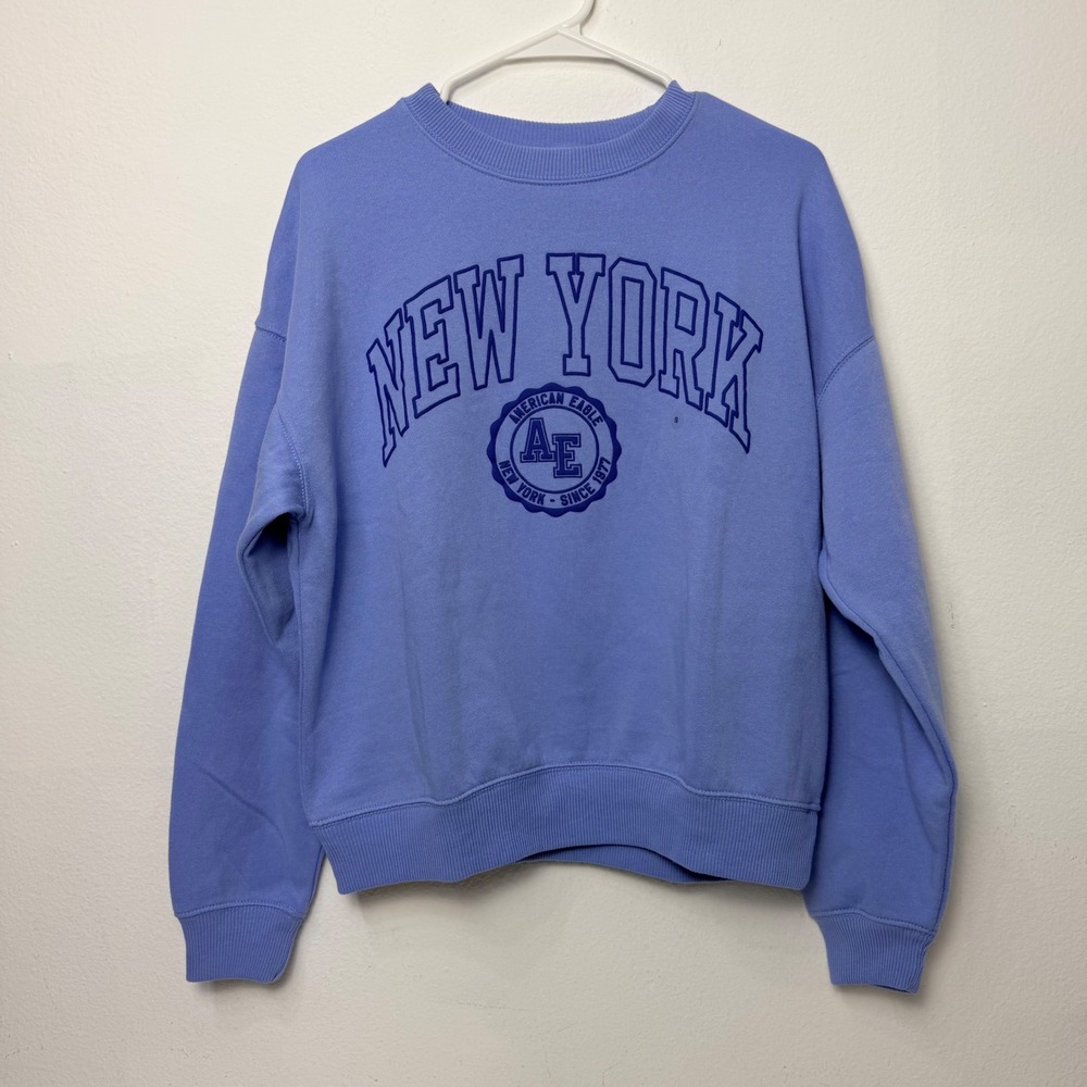 American Eagle New York Graphic Sweatshirt Periwinkle Blue Crewneck Small